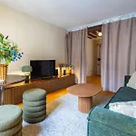 Apt Central Hotel De Ville